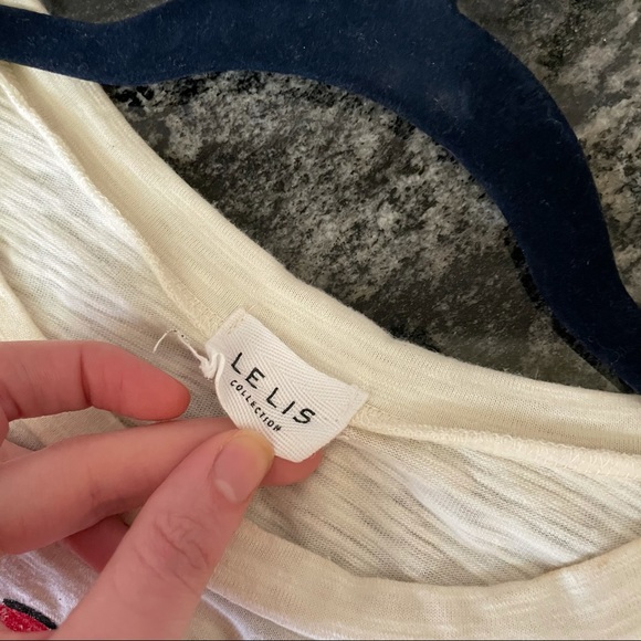 Lelis Tops | Lelis Tee | These Three Boutique - Picture 2 of 2